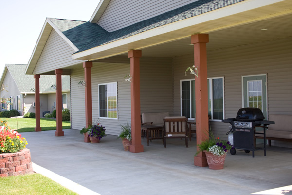 Patio at Meadow Ponds Assisted Living